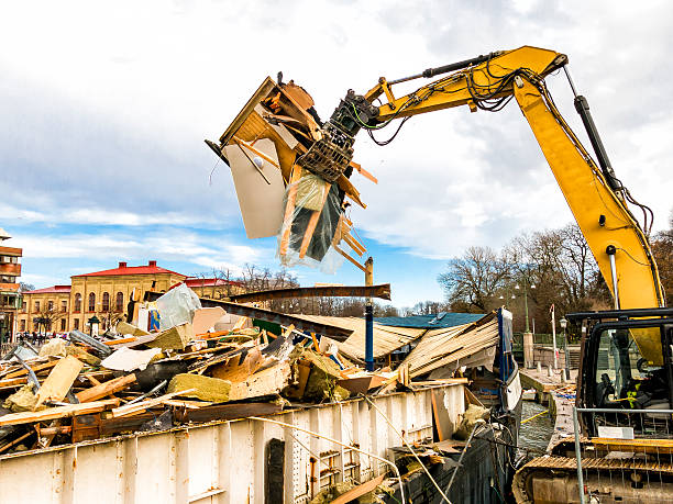 Best Commercial Cleanout Services  in Waldorf, MD
